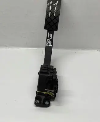 Volkswagen Golf IV Accelerator throttle pedal 6Q1721503B