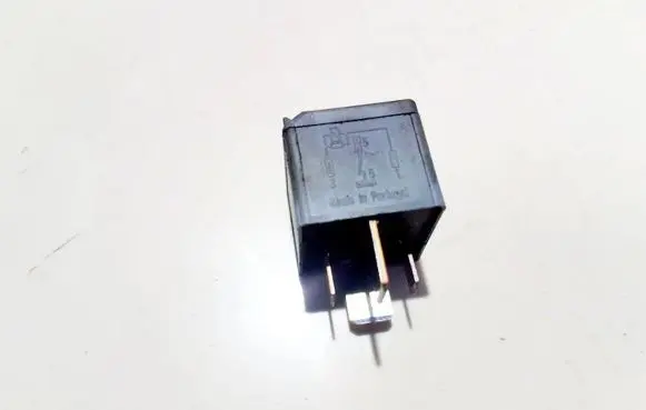 Volvo XC90 Other relay 5m5t14b192ea v23136-j4-x62