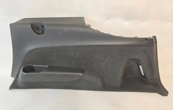 Trunk/boot side trim panel