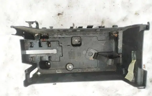 Opel Insignia A Battery box tray 13255614