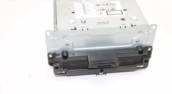 Chrysler 300C Radio/CD/DVD/GPS head unit 05064543AJ P05064543AJ