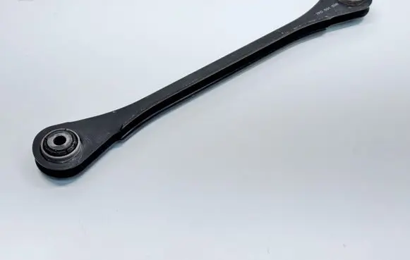 Volkswagen Touareg II Rear upper control arm/wishbone 7P0501530