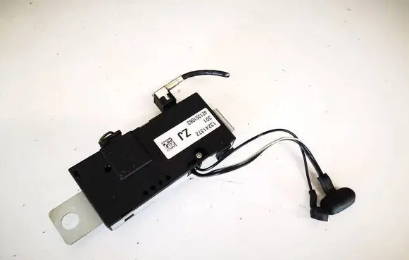 Opel Insignia A Antenna control unit 13241372 421251063
