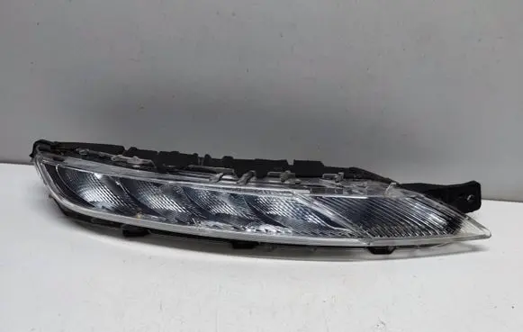 Citroen C4 Grand Picasso LED Daytime headlight 9822653680