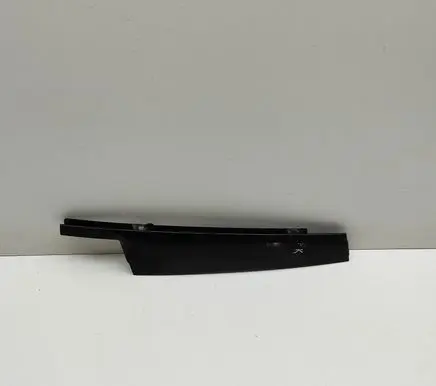 Skoda Enyaq iV Front door glass trim molding 5LA837901