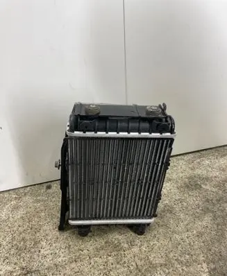 Seat Leon (5F) Coolant radiator 5Q0121093FD 6046400 5Q0121251HA