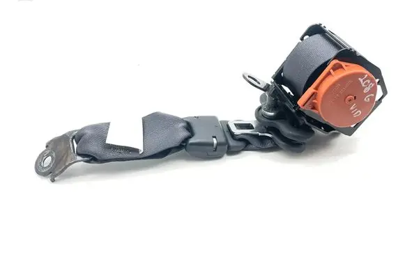 Subaru Crosstrek II Middle seatbelt (rear) TKAH0S327 ADC707829