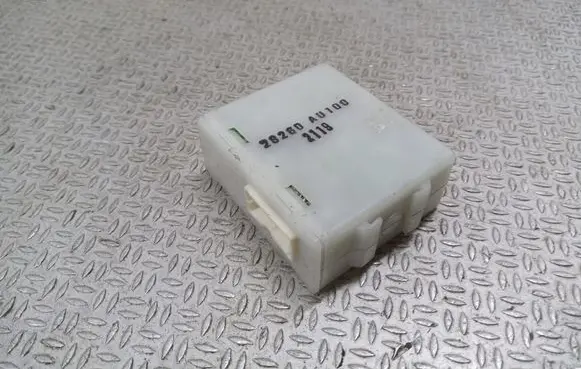Nissan Primera Other control units/modules 28260AU100