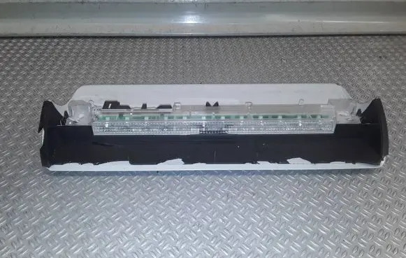 Citroen C5 Third/center stoplight 9681063580