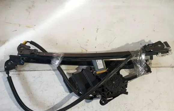 Seat Alhambra (Mk1) Front door window regulator motor 7M3959802 106235100 2114533AA