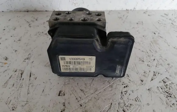 Opel Insignia A ABS Pump 13332549