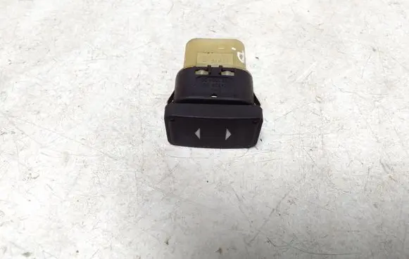 Ford Focus Electric window control switch 03168400