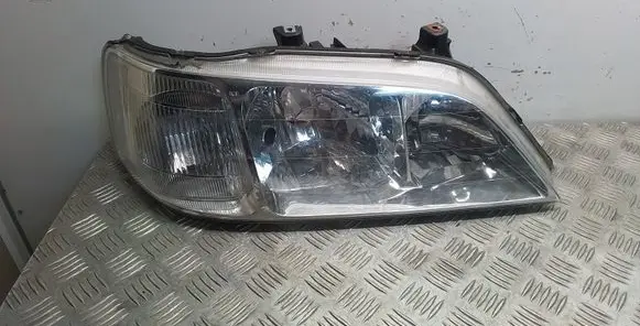 Honda Legend III KA9 Headlight/headlamp P0014