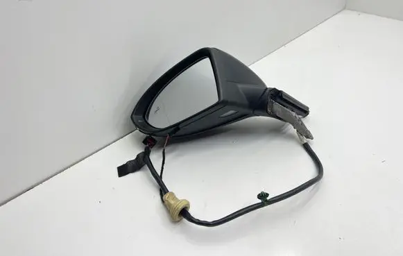 Front door electric wing mirror