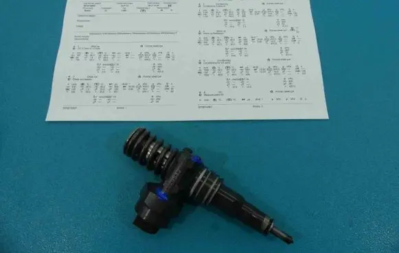 Audi A6 S6 C5 4B Fuel injector 0414720007 IMPRK1229530