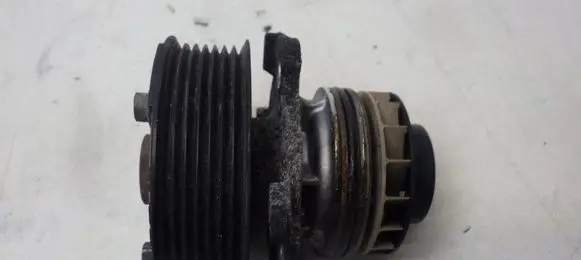 Opel Movano B Water pump 210511238R