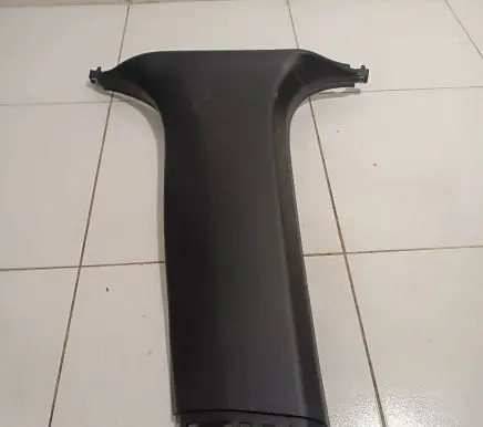 BMW X5 F15 (B) pillar trim (top) 19184810 F15R00E71B 4349952
