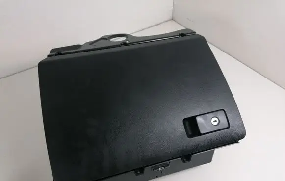 Glove box set