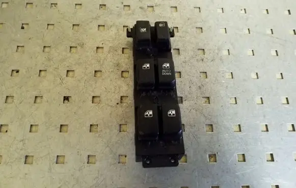 Hyundai Santa Fe Electric window control switch 935702B500S4