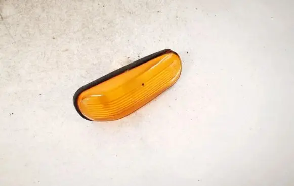 Saab 9-3 Ver1 Front fender indicator light