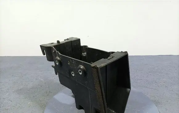 Volvo XC60 Battery box tray 31652062