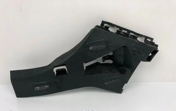 Mercedes-Benz A W176 Front bumper mounting bracket A1768850163