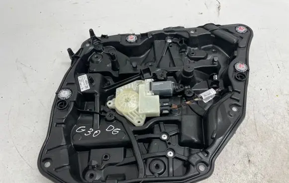 BMW 5 G30 G31 Rear door window regulator with motor 7365168