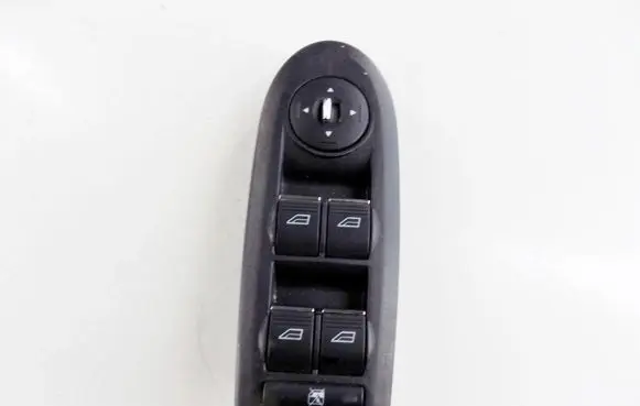 Ford Kuga I Electric window control switch