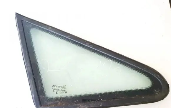 Seat Alhambra (Mk1) Front triangle window/glass 