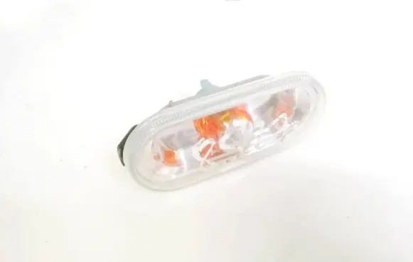 Volkswagen Caddy Front fender indicator light 2K0949117A UED