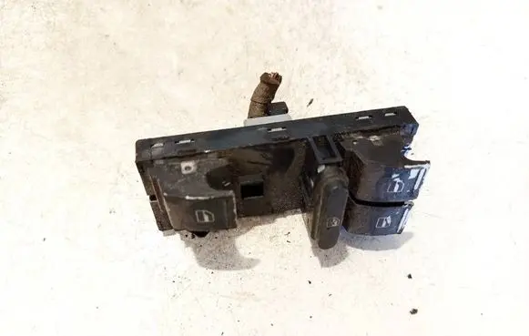 Volkswagen PASSAT B6 Electric window control switch 1k4959857