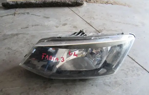 Skoda Fabia Mk3 (NJ) Headlight/headlamp 6V2941015 90059498