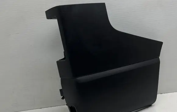 Opel Vivaro Rear bumper corner part panel trim 850165246R 23014900 93450068