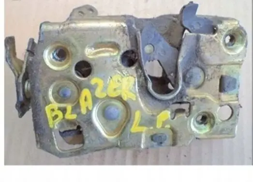 Chevrolet Blazer Front door lock