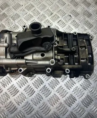 BMW 5 E60 E61 Oil pump 6058052011