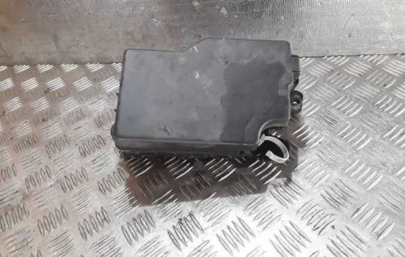 Mazda 3 II Fuse box set BES666761 AX05C K2441