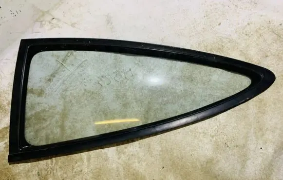 Mazda 323 Rear side window