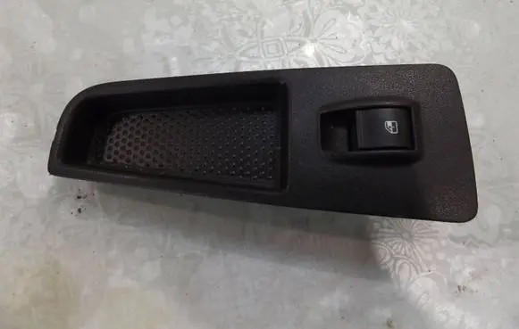 Lancia Delta Quarter vent window switch 