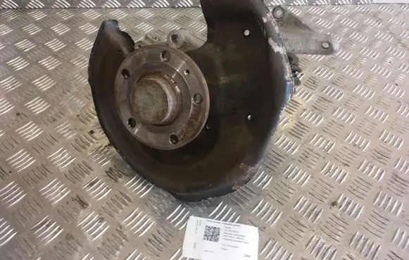 Skoda Yeti (5L) Rear wheel hub spindle/knuckle 