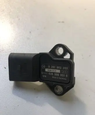 Volkswagen Golf V Air pressure sensor 038906051B