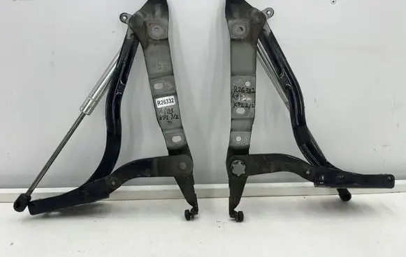 Audi A8 S8 D3 4E Tailgate/trunk/boot hinge 4E0827300H