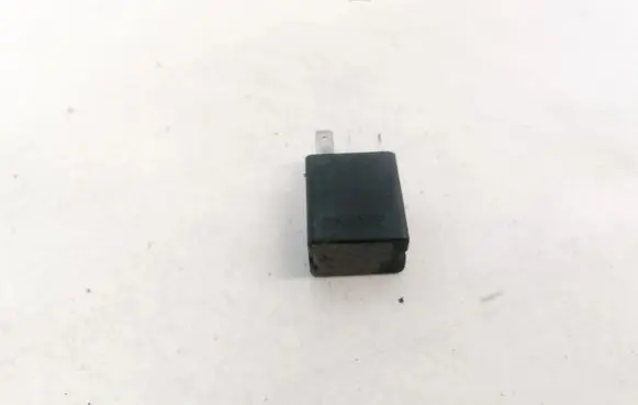 Renault Scenic I Other relay 7700414484