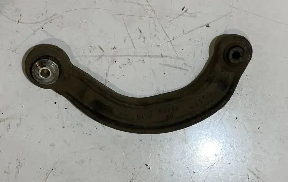 Ford Mustang VI Rear upper control arm/wishbone 5K742