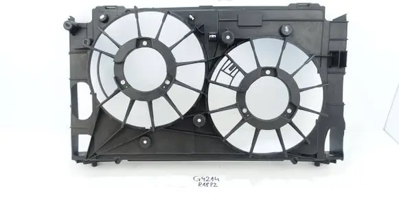 Lexus CT 200H Radiator cooling fan shroud