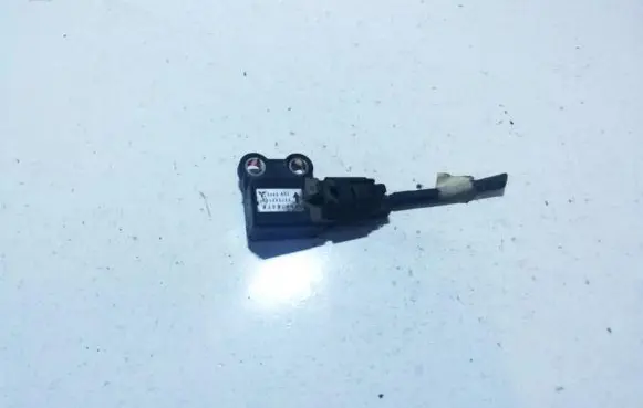 Mitsubishi L200 Airbag deployment crash/impact sensor mr475078 x2t22371a