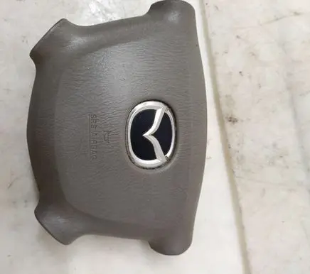 Mazda Premacy Steering wheel airbag T93141A A11A11769351 LC6357K0005