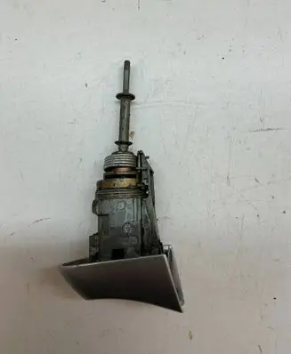 Bentley Continental Coupe door lock (next to the handle) 3D0905865F 33300102