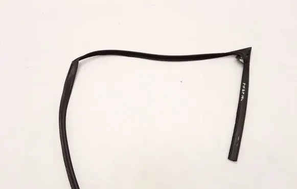 BMW 5 F10 F11 Front door trim bar 7182274