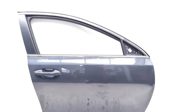 KIA Ceed Front door
