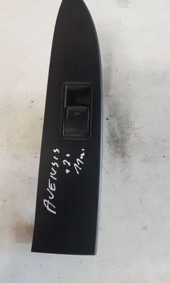 Toyota Avensis T270 Electric window control switch 8481005070 30170097